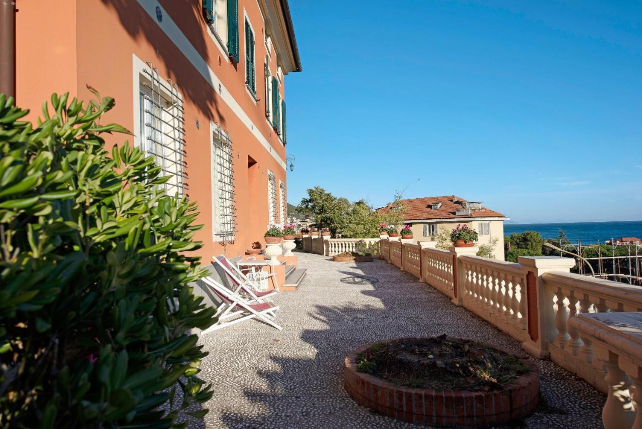 Trilocale In Villa Vista Mare Apt 3 Varazze Exterior foto